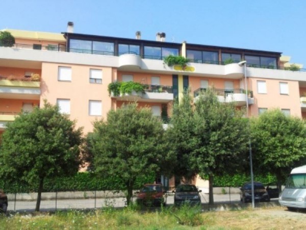 Appartamento in affitto a Perugia, Ponte Pattoli, 130 mq.