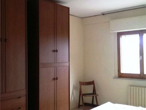 Appartamento in affitto a Perugia, Ferro Di Cavallo, 140 mq. img
